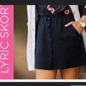 CAbi - lyric black skort